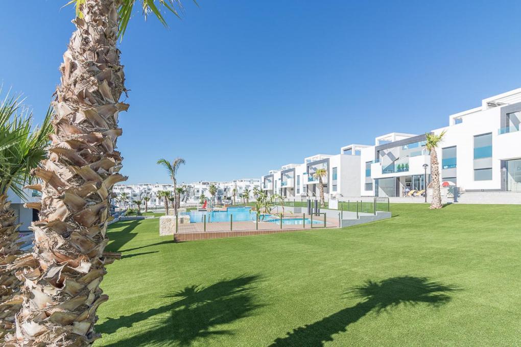 Calle Bullas Topfloor Lejlighed Торевиеха Екстериор снимка