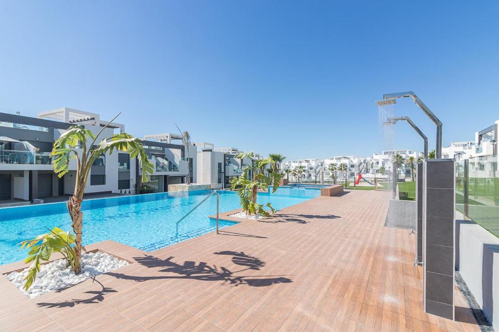 Calle Bullas Topfloor Lejlighed Торевиеха Екстериор снимка